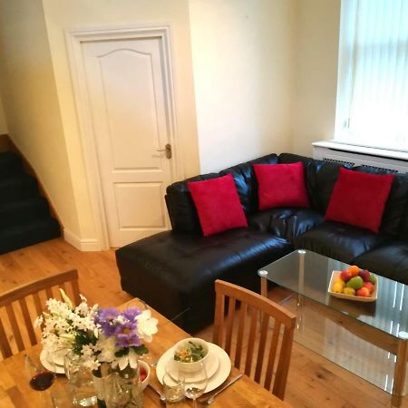 Modern, 2 Bedroom Apartment With Sofa Bed, Uplands, סוואנסי מראה חיצוני תמונה