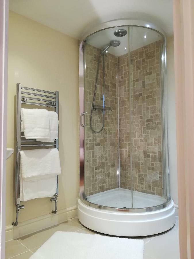 Modern, 2 Bedroom Apartment With Sofa Bed, Uplands, סוואנסי מראה חיצוני תמונה
